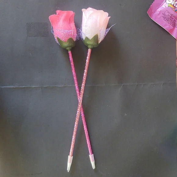 Rose Pen set - Picture 1 of 3